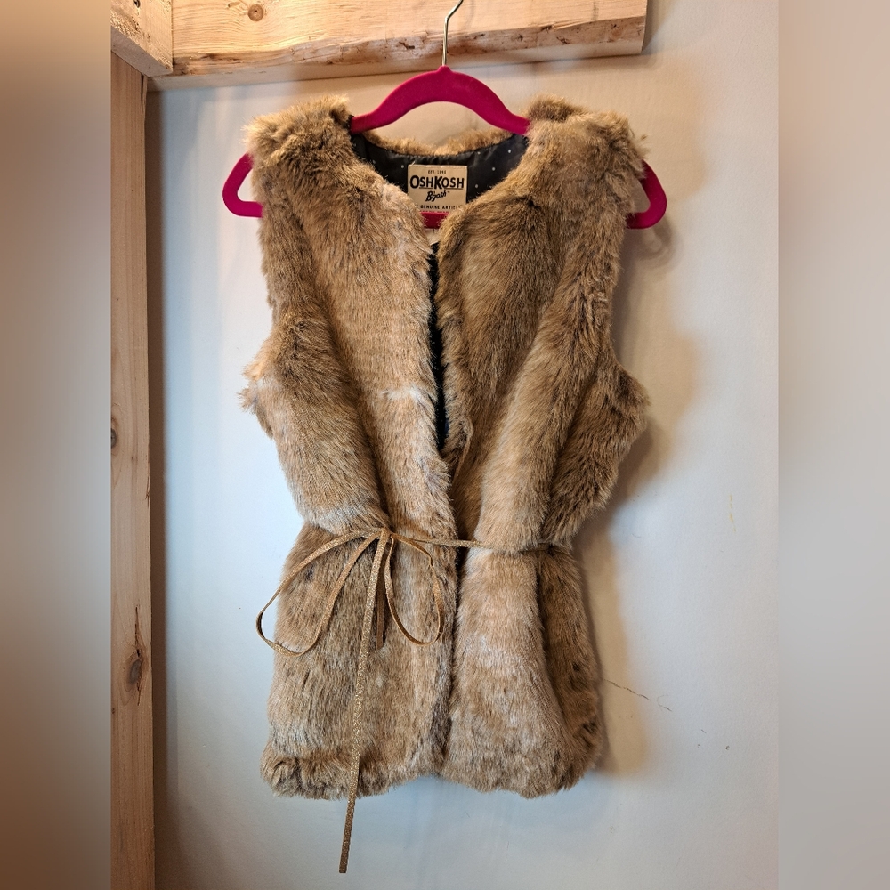 Cute faux fur vest, OshKosh, size 12
